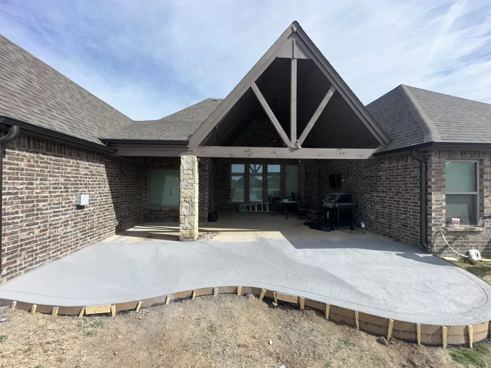 Slide of HG11 Roofing & Construction