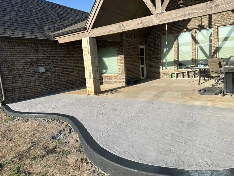 Slide of HG11 Roofing & Construction