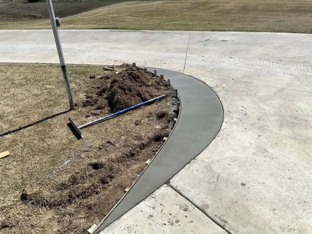 Slide of HG11 Roofing & Construction