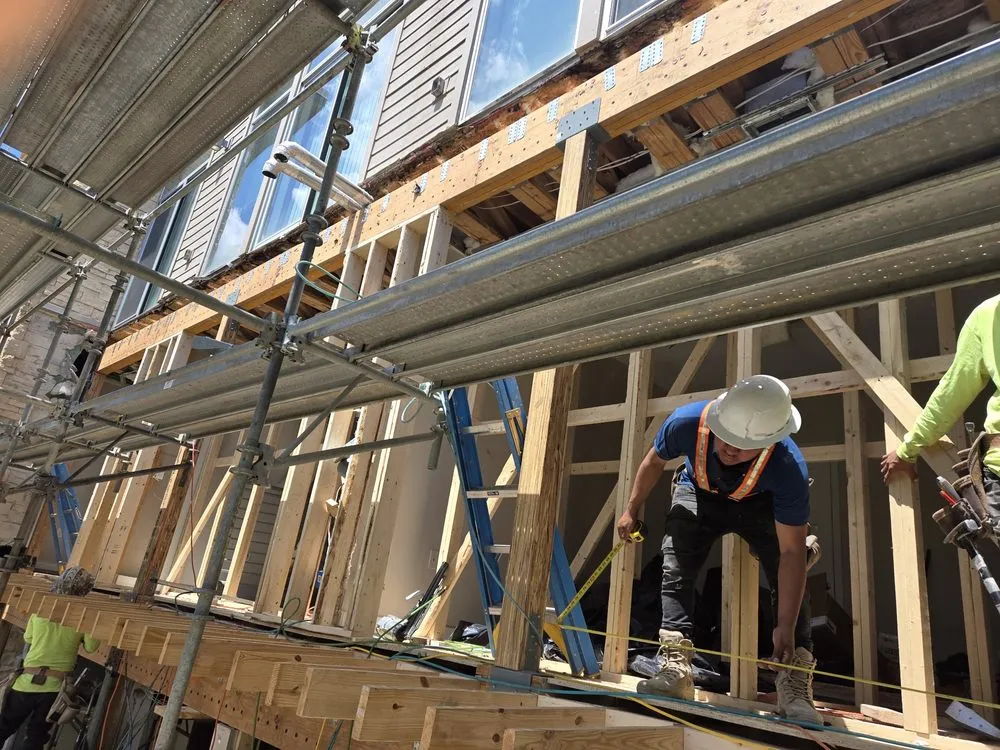 Slide of H&H Crew Contractor’s