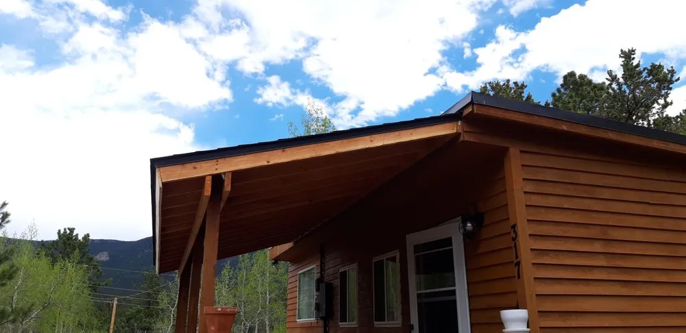 Slide of H&H Exteriors