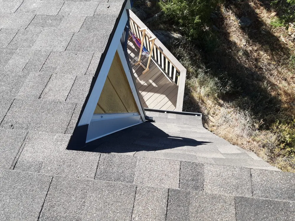 Slide of H&H Exteriors