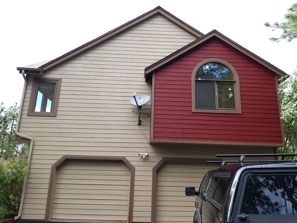 Slide of H&H Exteriors