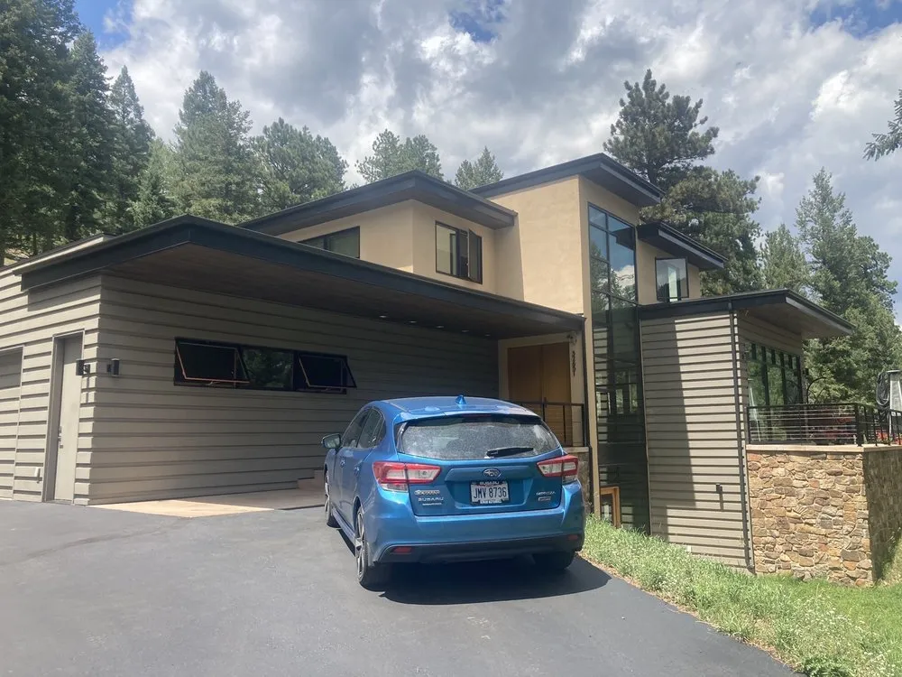 Slide of H&H Exteriors