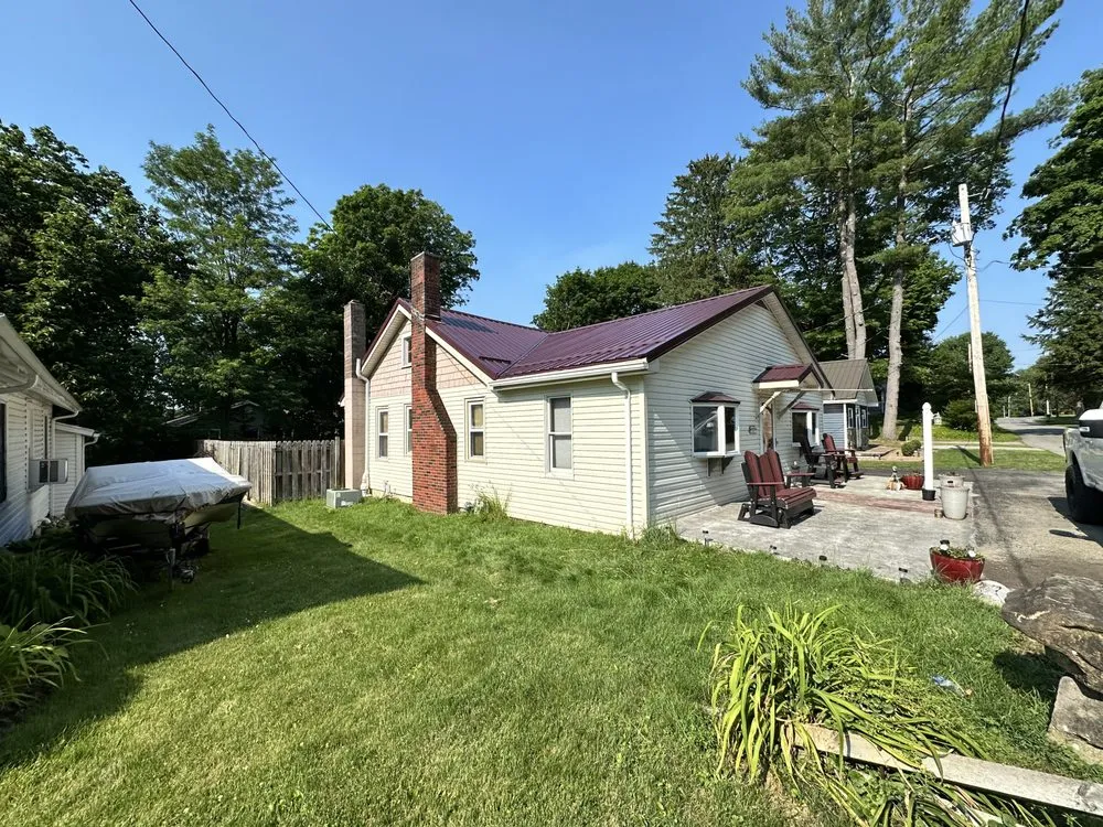 Slide of H&H Metal Services