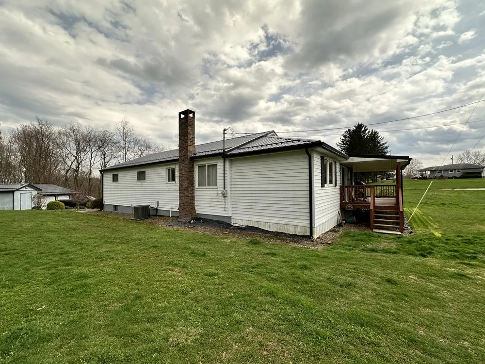 Slide of H&H Metal Services