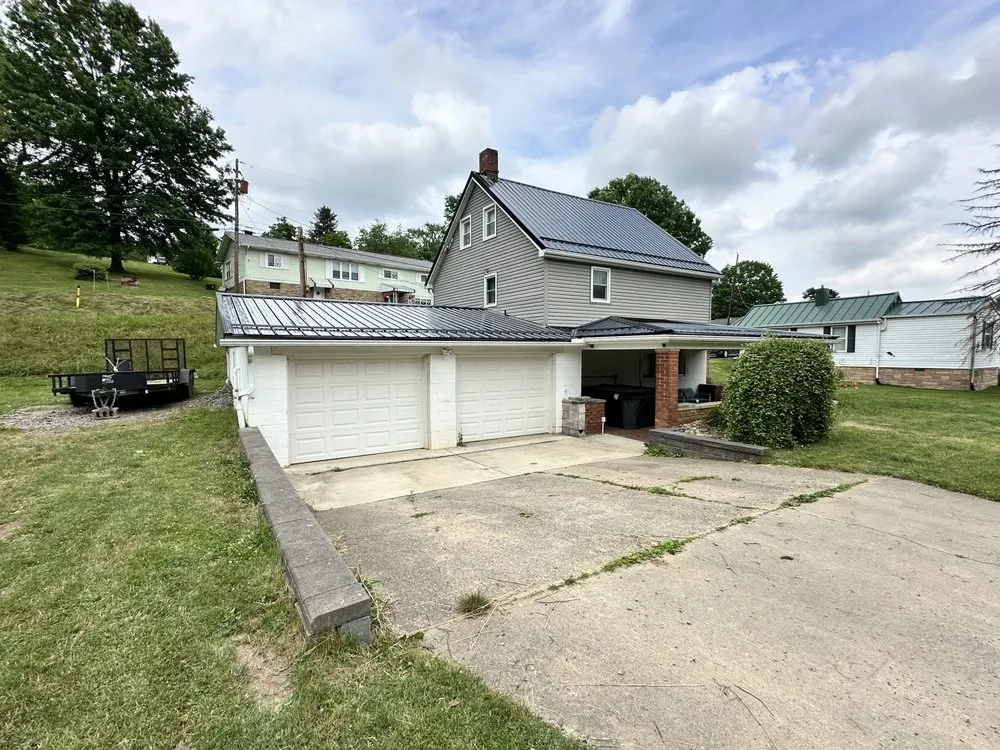 Slide of H&H Metal Services