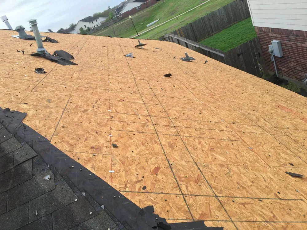 Slide of H&H Roofing & Gutters