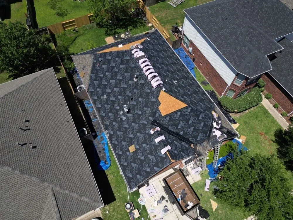 Slide of HHH Roofing & Construction