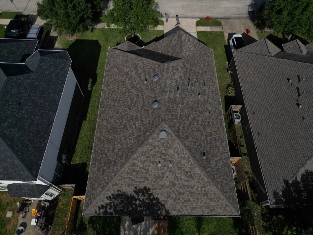 Slide of HHH Roofing & Construction