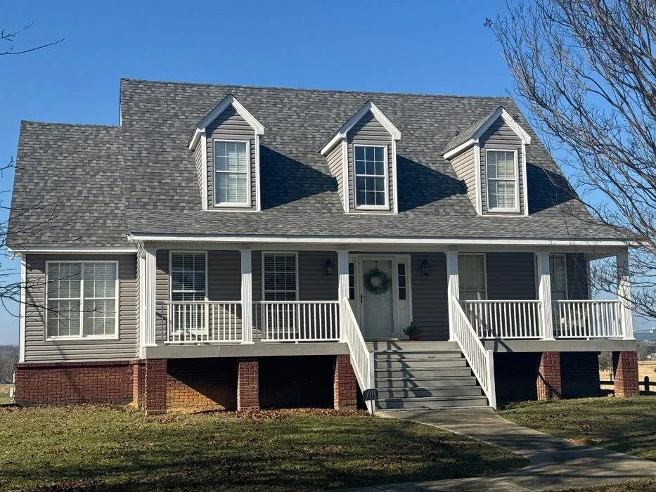 Slide of HHM Roofing & Construction