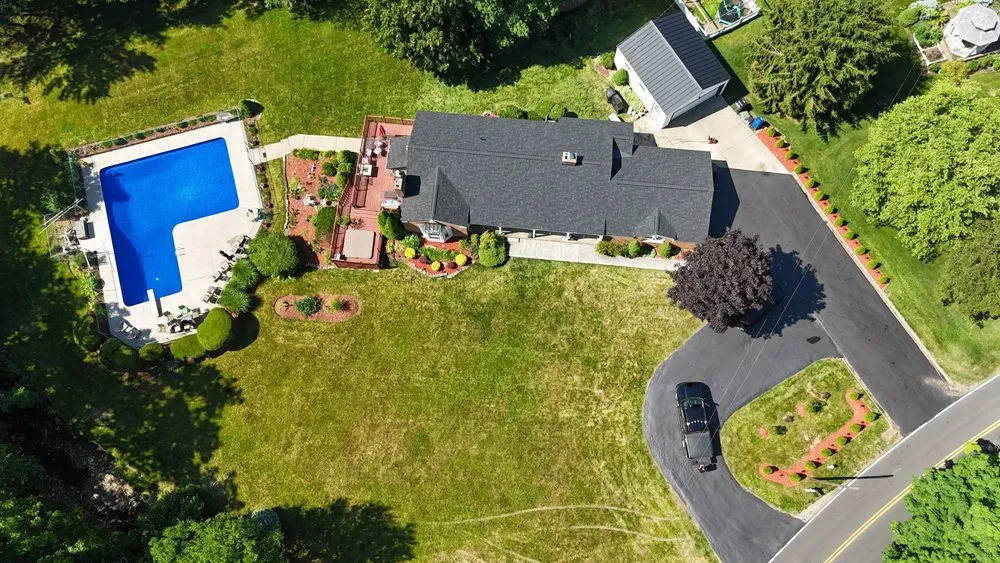 Slide of Hi-5 Roofing