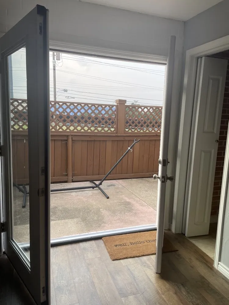 Slide of Hi-Def Exteriors