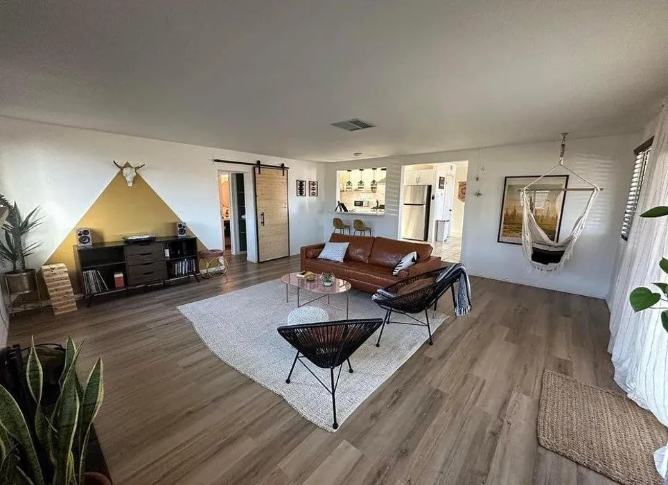 Slide of Hi Desert STR Pros