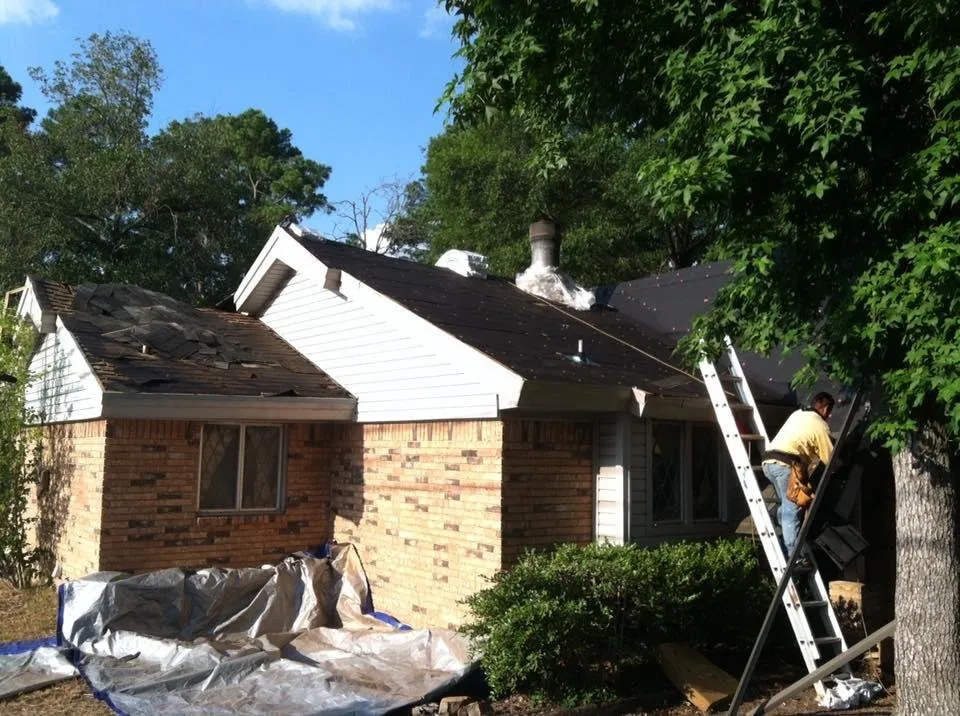 Top-rated shingle roofing service for fast service in New Caney, TX by Hi-Tech Roofing & Home Services