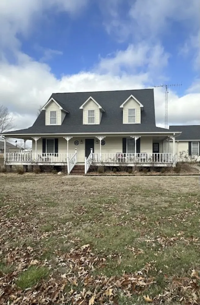 Trusted roof replacement same-day service in Hickory, KY by Hickory Roofing