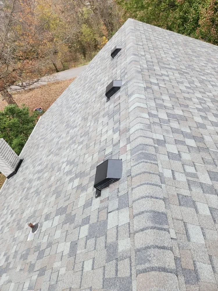 Emergency roof replacement near you across Hickory, KY - Hickory Roofing
