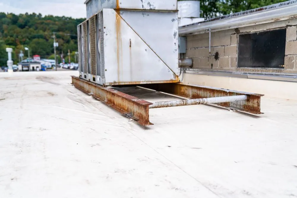 Slide of Hicks Industrial Roofing