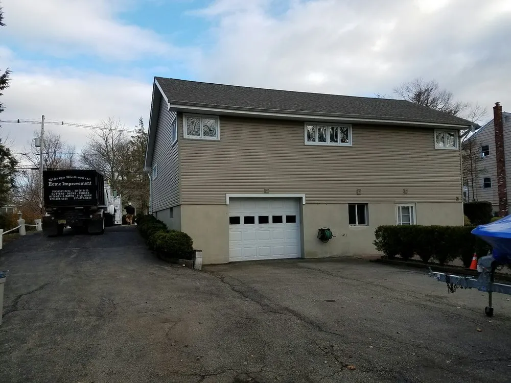 Slide of Hidalgo Brothers