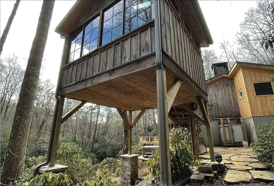 Slide of High Country seamless services