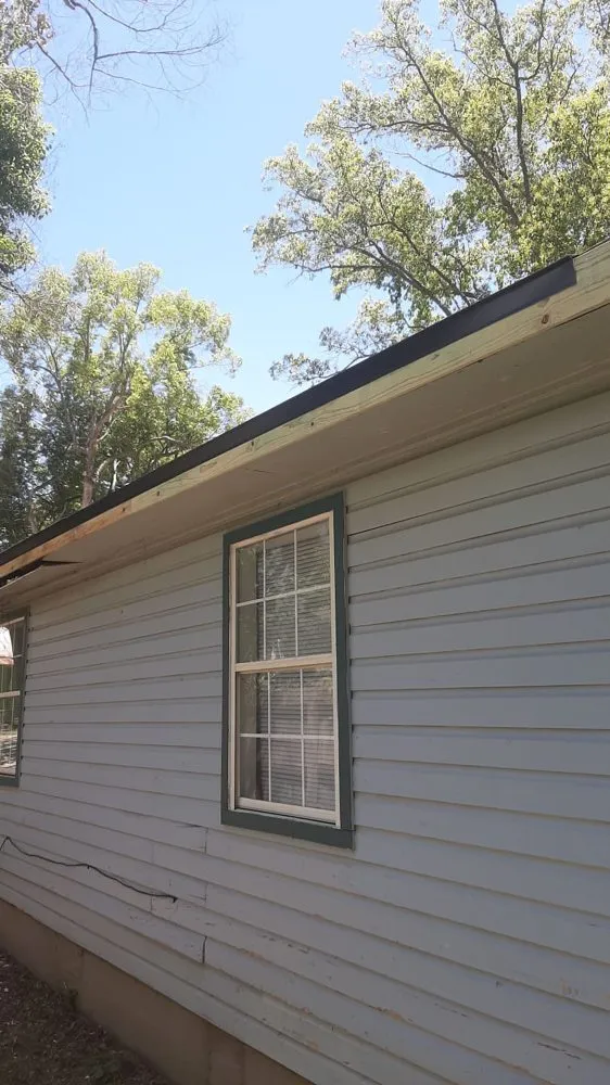 Professional flat roof repair experts serving Fernandina, FL - High Quality Roofing