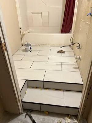 High Standard Home Improvement Logo