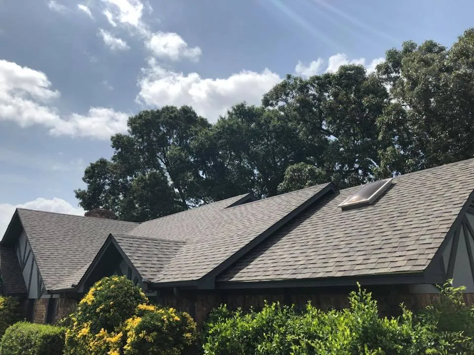Slide of High Tech Roofing and Painting