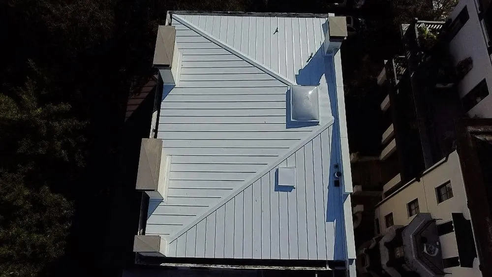 Slide of High Vision Roofing