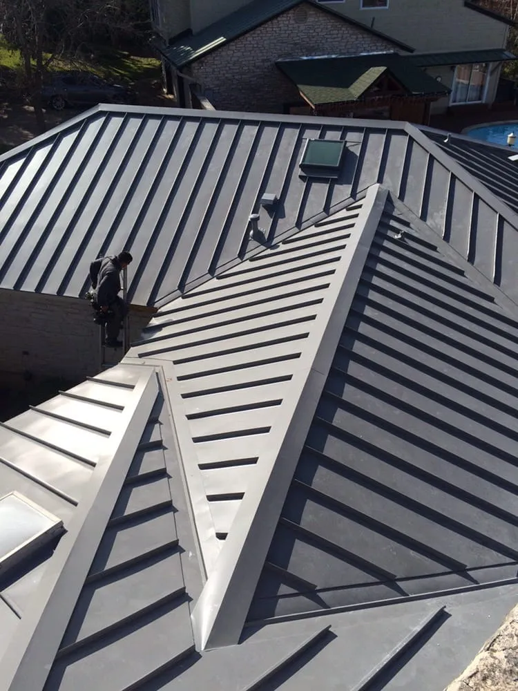 Slide of Highland Lakes Roofing