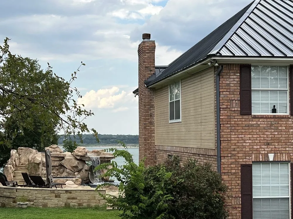 Slide of Highland Lakes Roofing