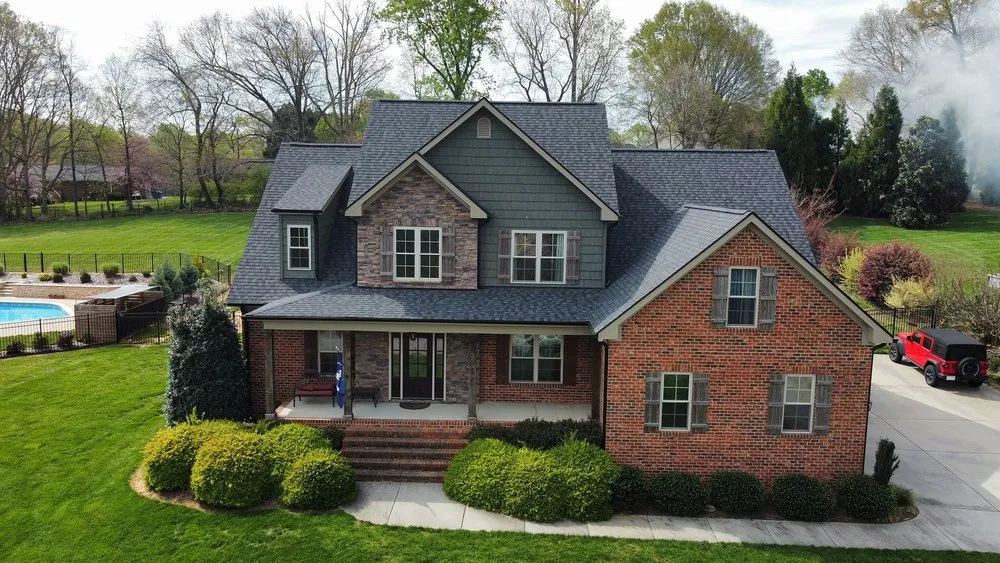 Slide of Highlands Roofing