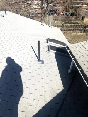 Highline Roofing and Gutters Logo