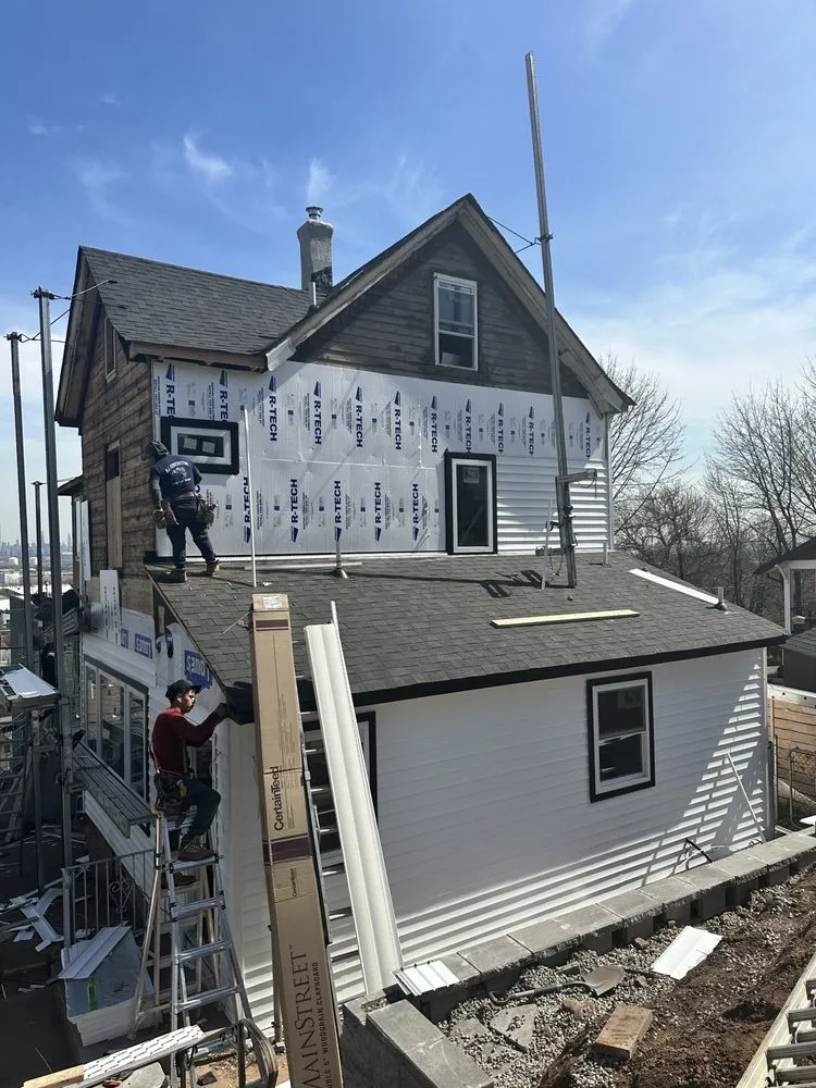 Slide of Highrize Construction Group