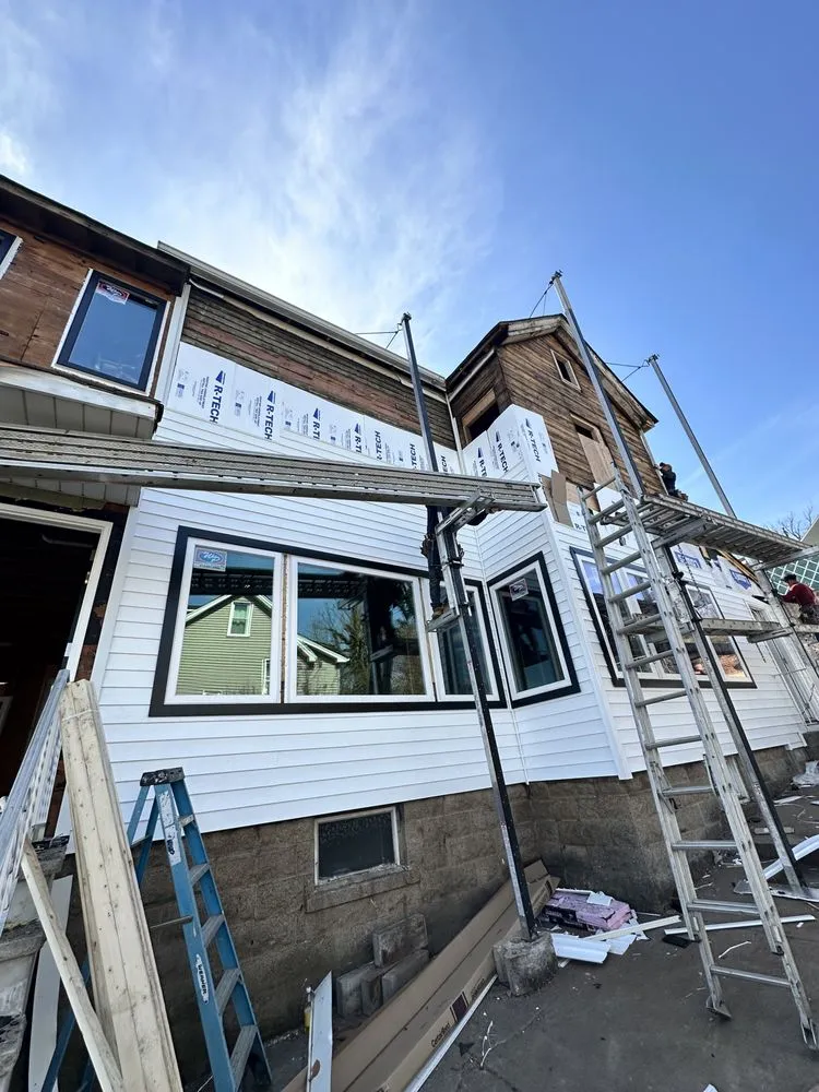 Slide of Highrize Construction Group