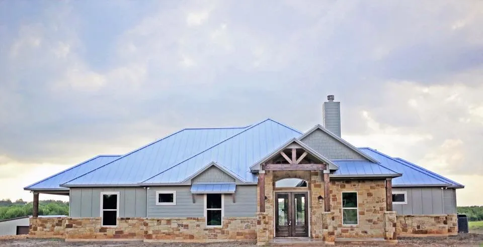 Slide of Hilco Metal Building & Roofing Supply