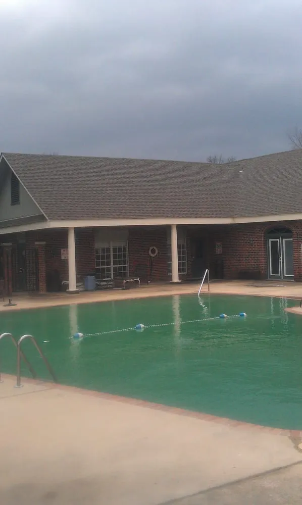 Emergency roof installation experts serving Cordova, TN - Hill Contracting
