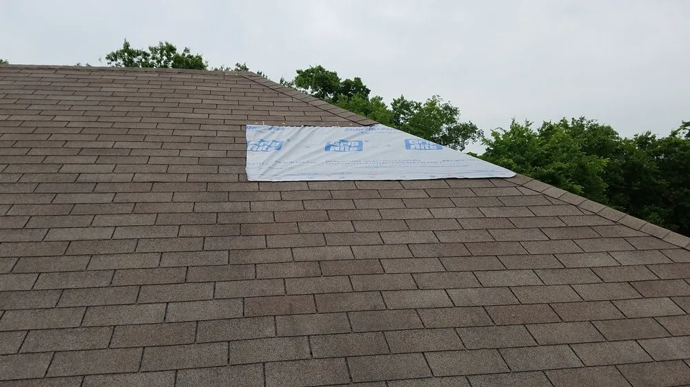 Slide of Hill Country Roof Royale