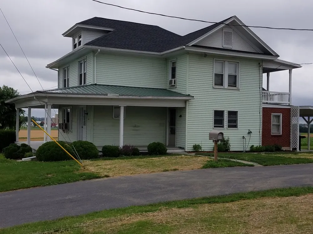 Expert roof repair experts serving Narvon, PA - Hillcrest Roofing and Siding