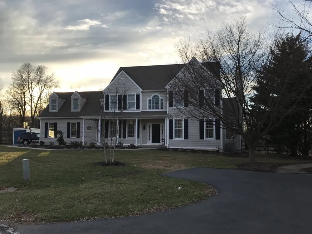 Expert roof replacement experts serving Narvon, PA - Hillcrest Roofing and Siding