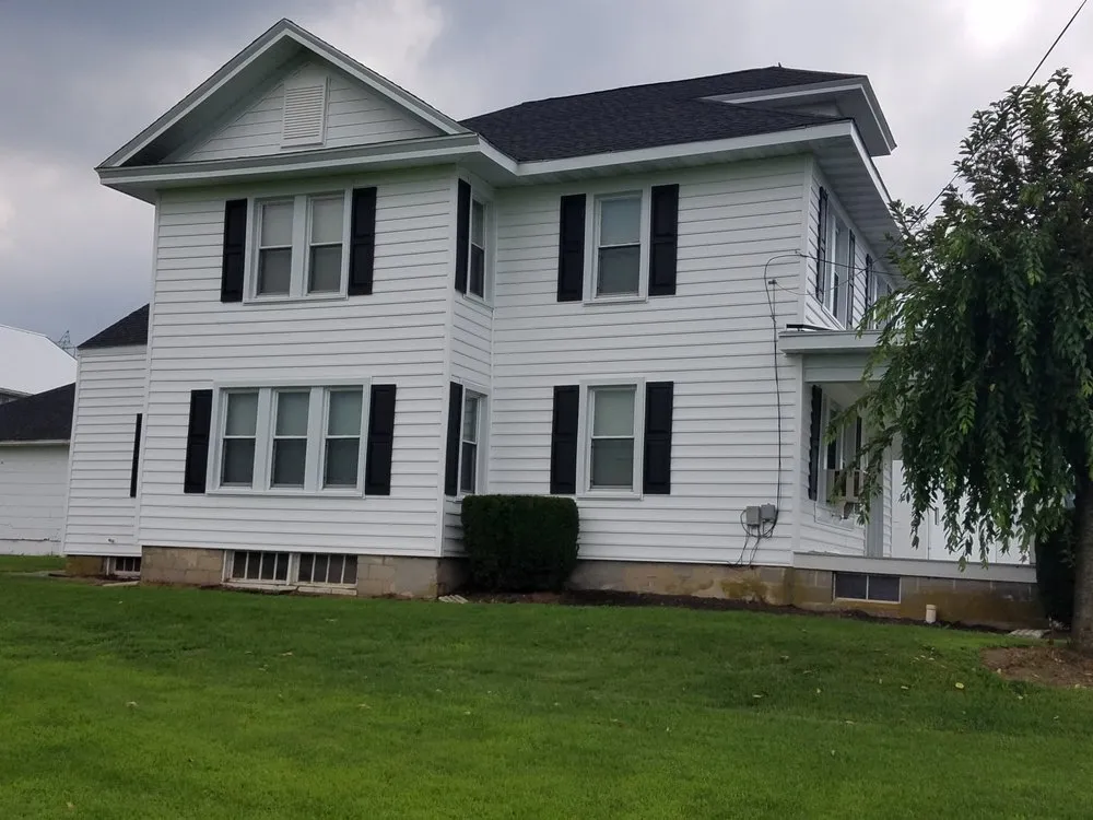 Expert metal roofing installation experts serving Narvon, PA - Hillcrest Roofing and Siding