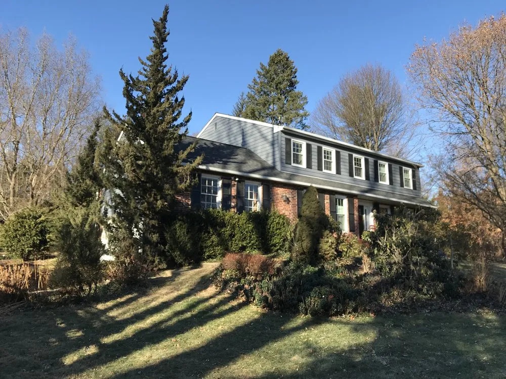 Local residential roofing service in Narvon, PA - Hillcrest Roofing and Siding