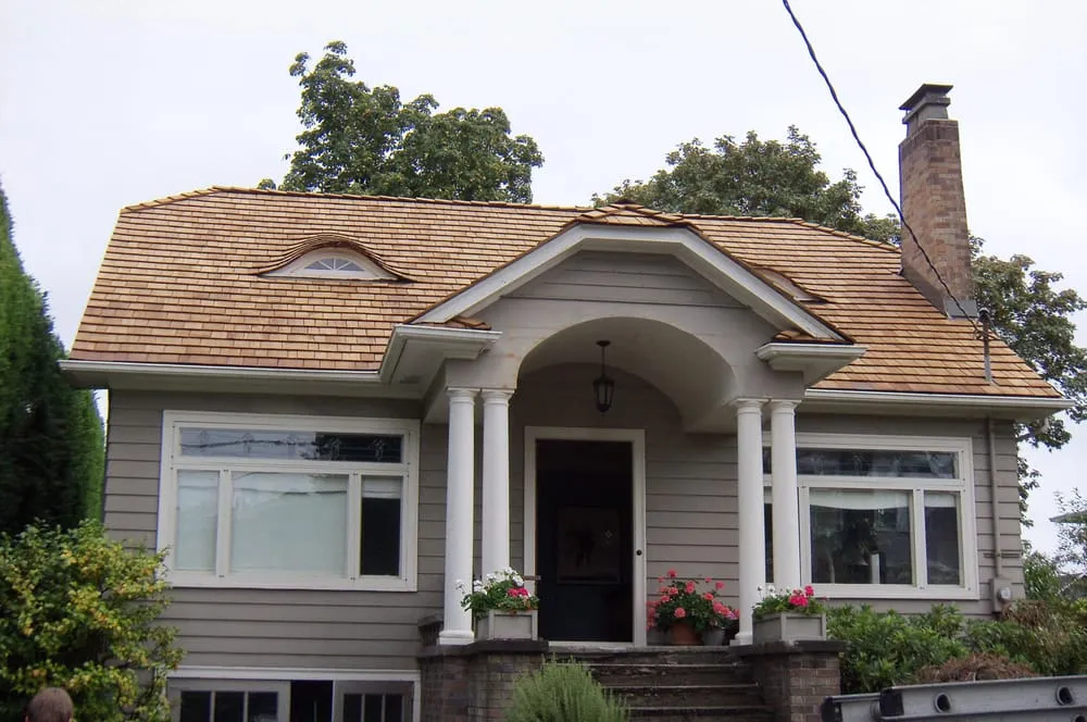 Slide of Hillside Roofing & Gutters