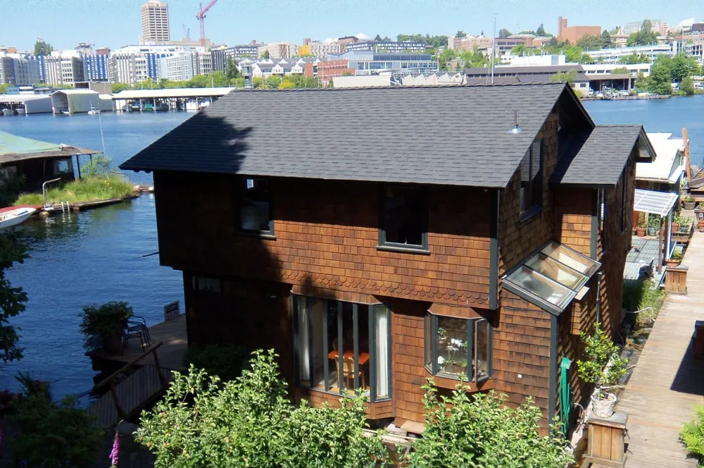 Slide of Hillside Roofing & Gutters