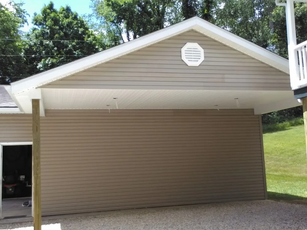 Reliable residential roofing service experts serving Adamsville, OH - Hillside Roofing