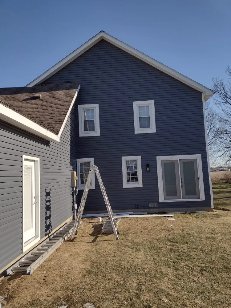 Slide of Hillz Construction