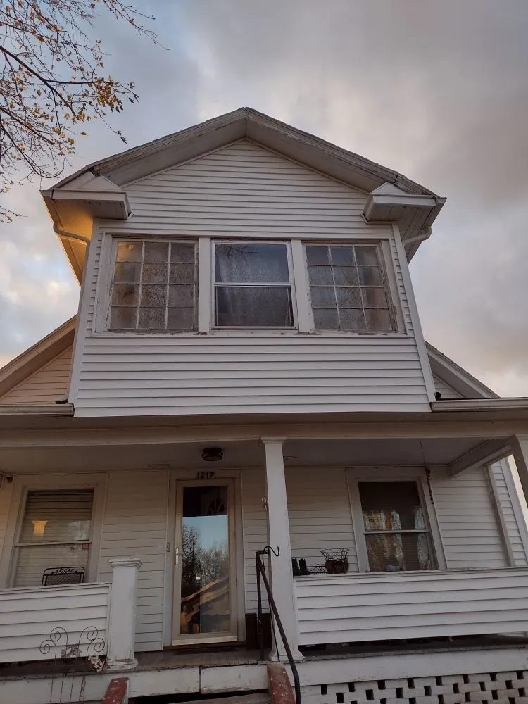 Slide of Hillz Construction