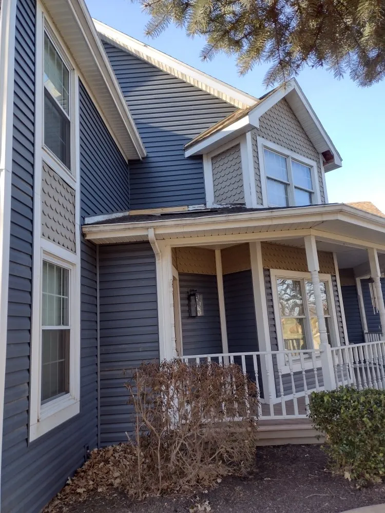 Slide of Hillz Construction