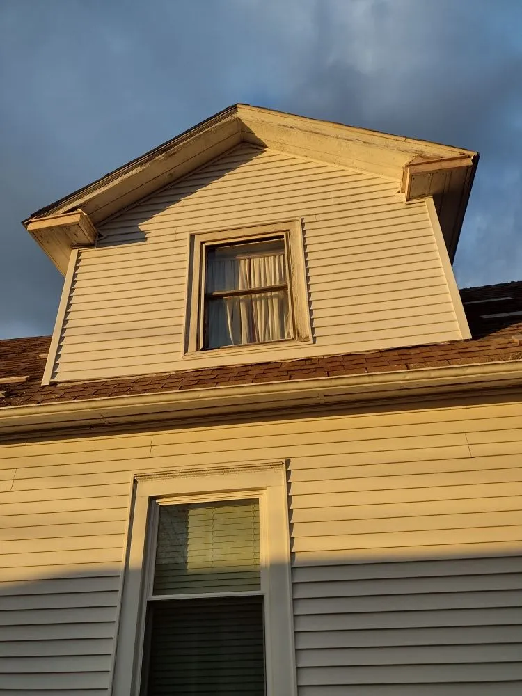 Slide of Hillz Construction