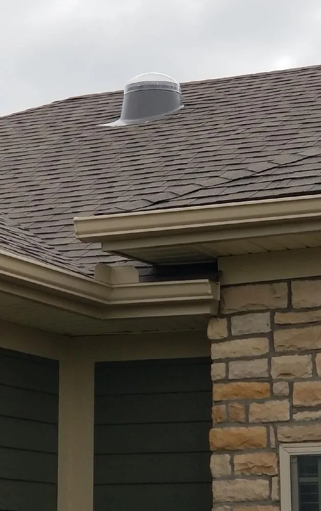 Slide of Hilo Roofing Crew