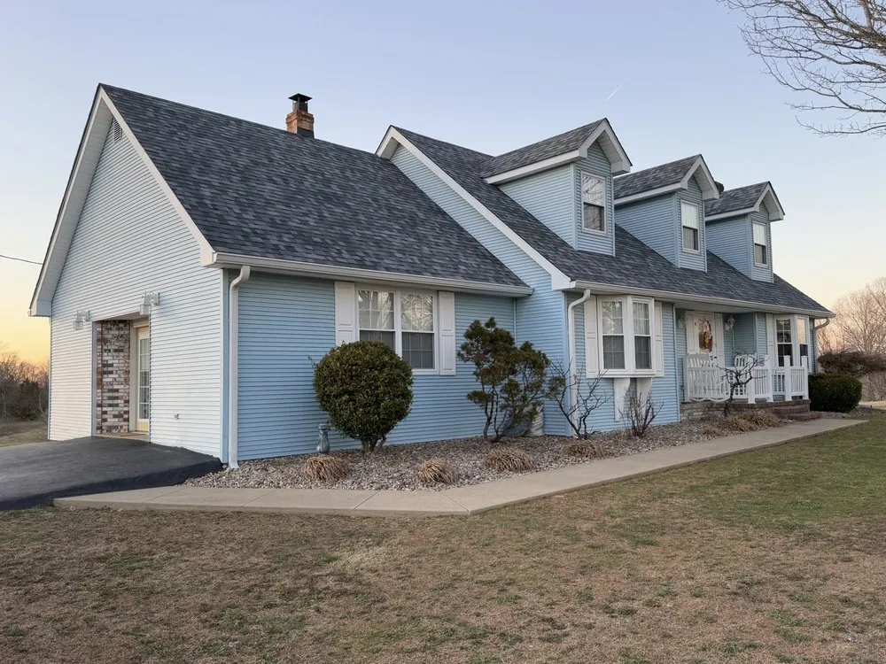 Slide of Hingle’s Roofing